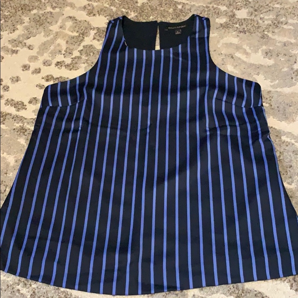 Women’s Banana Republic Sleeveless blouse